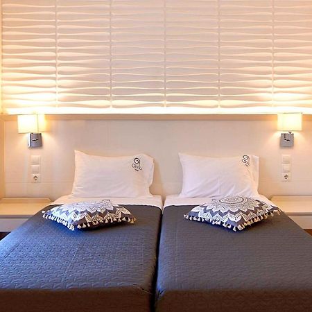 Alonia Hotel Каламаки Экстерьер фото